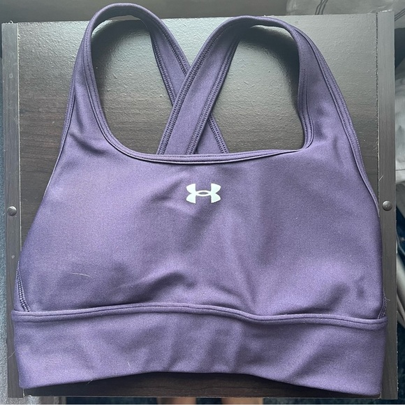 Under Armour Women's Purple Sports Bra Size XS - Picture 1 of 6